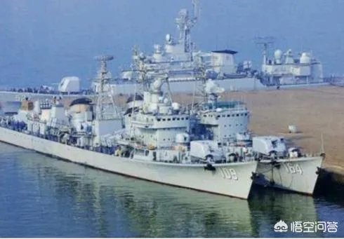 4艘051型驱逐舰同时退役,作为第一代国产驱逐舰,它们都有哪些光荣历史?
