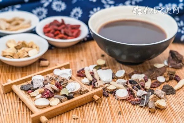 身体美白用什么好 身体美白产品