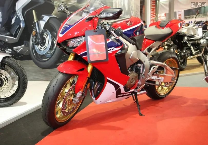 cbr1000多少钱 是否值得你拥有呢?