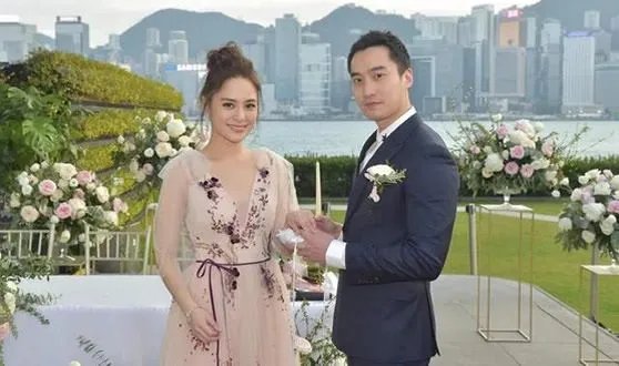 赖弘国再回应与阿娇离婚:2分钟说出了5个重点你怎么看待