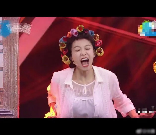 宋茜拍戏嚼口香糖是怎么回事?