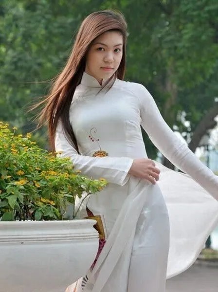 越南少女靠这养家:令国人诧异（图）