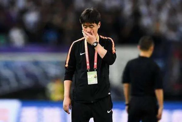 鲁能官宣主帅李霄鹏不再任主帅,那他改任什么了?