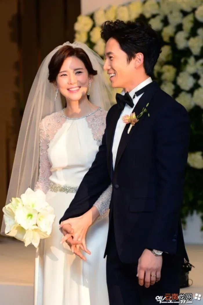 恋爱6年后结婚的那天 池城李宝英结婚