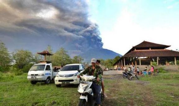 印阿贡火山再次喷发是真的吗?