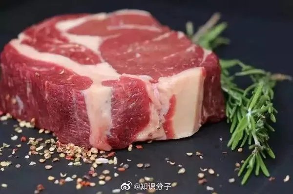 必胜客推出“人造肉”披萨！人造肉3.0版迈上新台阶，人造兔肉、牛羊肉或都能吃上！