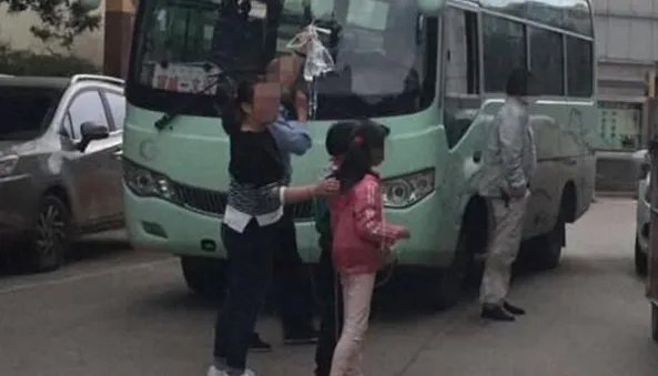 云南小学食物中毒事件有最新进展了吗?