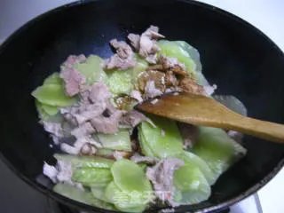 莴笋炒肉