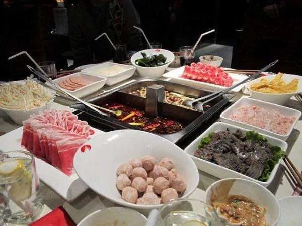 海底捞上半年净亏损9.65亿元,主要是哪些原因造成的?