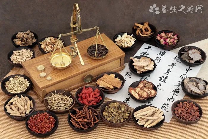 老人助听器怎么配