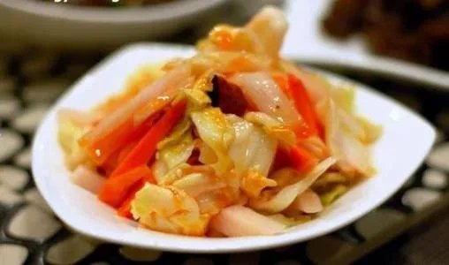 韩99%进口泡菜来自中国,作为宗主国为何不自行制造?