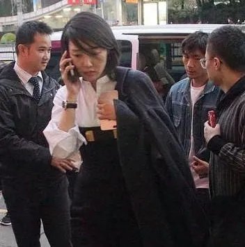 白百何被曝停工作是怎么回事？