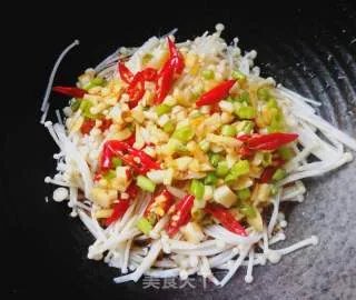 凉拌金针菇