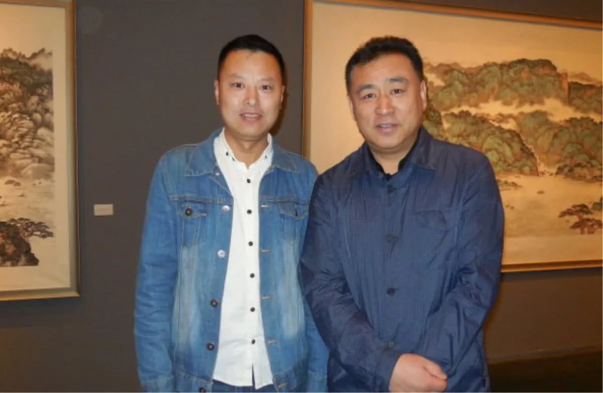 央视主播张宏民独自吃雪糕被嘲,那些嘲笑的人有资格吗?