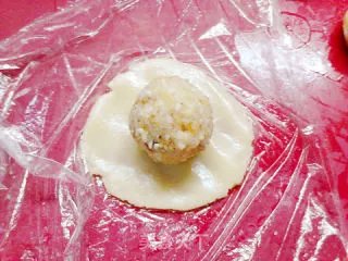 金钩月饼