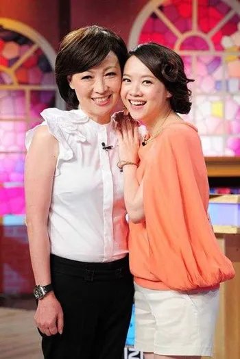 宝妈和曾志伟有几个孩子？ 结婚三年就离婚源于聚少离多
