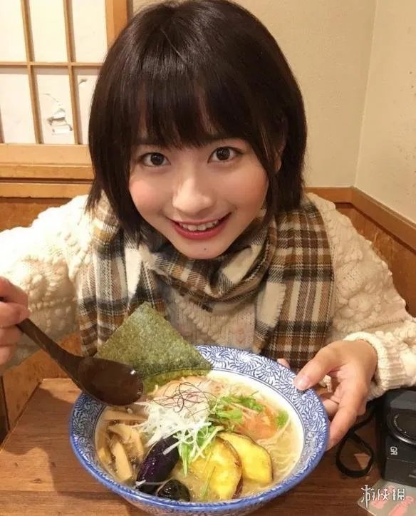 阳光正妹“小结衣”清纯美照 网友：又多了一个老婆!