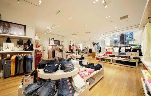 形式不容乐观,如何看待GAP预计今年净关闭225家门店?