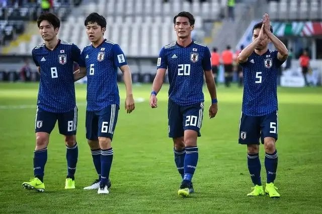 国足12强赛抽签，抽到哪些对手会是上上签？