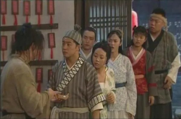 女生用10斤巧克力神还原武林外传小院,这种创作有何意义呢?