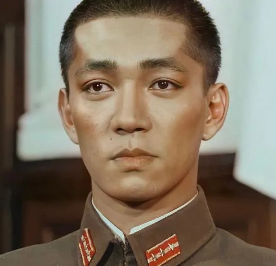 圣诞快乐劳伦斯先生表达了什么?背后的故事