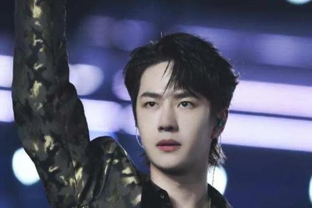 2021年央视春晚明星阵容曝光,肖战万茜名列其中,你最期待谁?