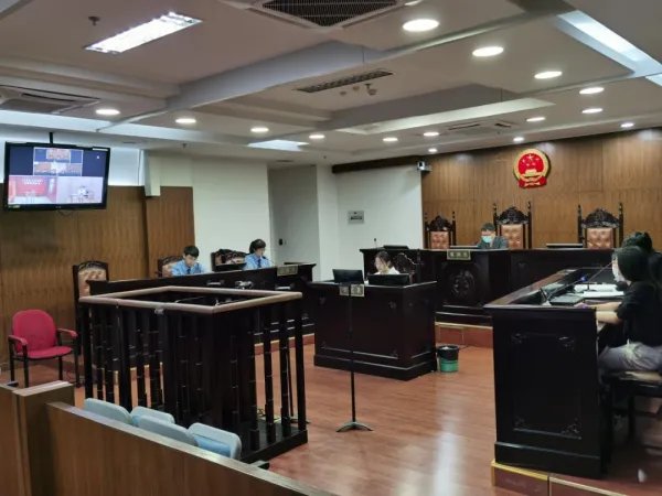 全国首例“微信解封”入罪案宣判,帮人解封微信也犯法吗?