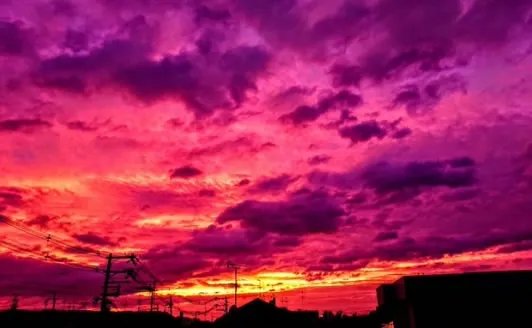 日本天空宛如魔界:画面曝光究竟是怎么回事?
