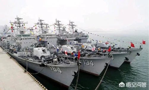 4艘051型驱逐舰同时退役，作为第一代国产驱逐舰，它们都有哪些光荣历史？