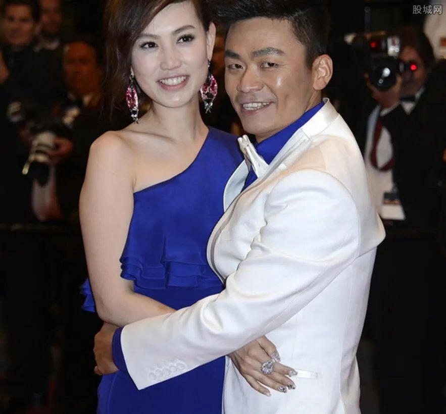 王宝强妻子出轨视频 尺度之大令人震惊