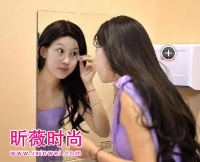 女生整容成刘亦菲 想成为小龙女?