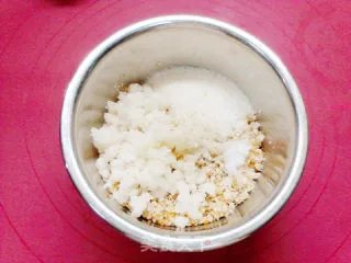 金钩月饼