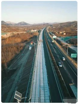 高速光伏路开通5天就发生了被盗现象?