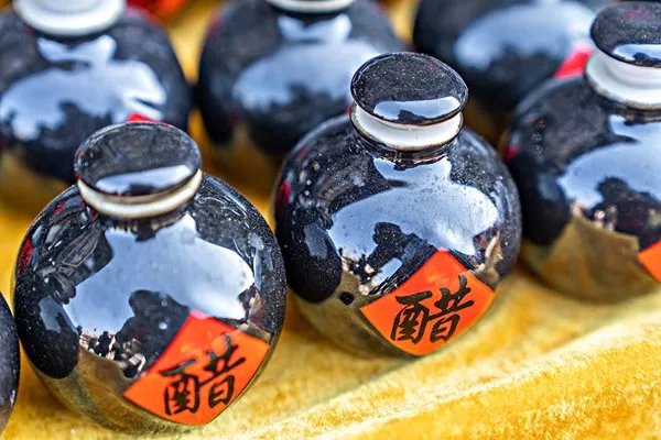 粘上502胶水用什么去掉