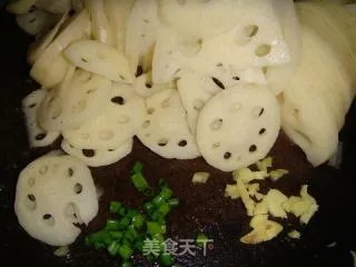 清炒藕片