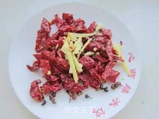 干煸肥肠