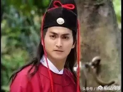 何家劲一生中演过多少部电视剧?
