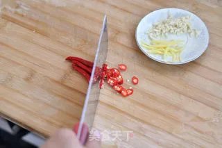 红嘴绿鹦哥