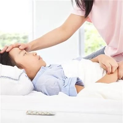 发烧时不宜喝什么饮料