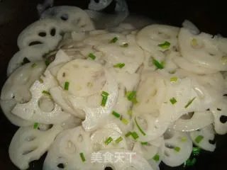 清炒藕片