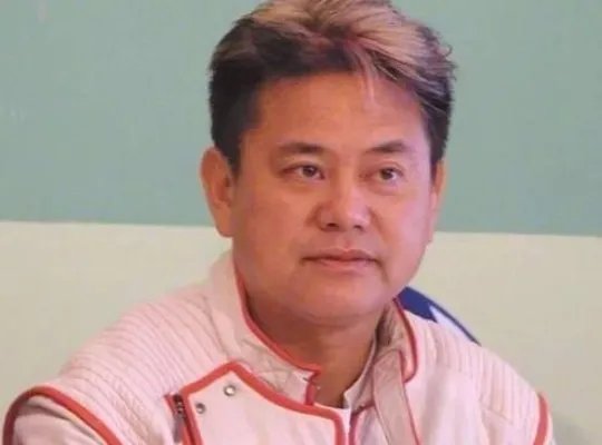 陈百祥女儿是谁,陈百祥陈百强是什么关系