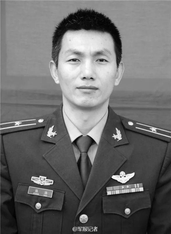 陆航两飞行员牺牲怎么回事?
