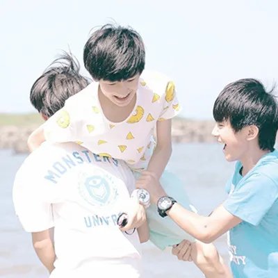 tfboys首唱会地点在哪里? 成军不到1年获人气大奖