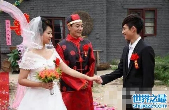 张一山和杨紫结婚照曝光,说他俩结婚的可以闭嘴了