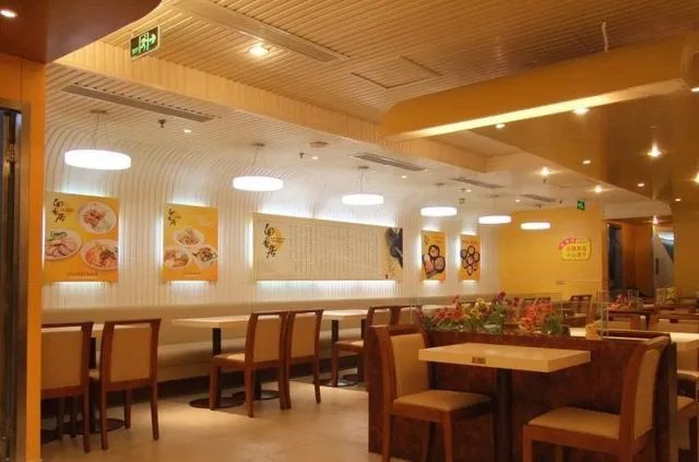 快餐店装修设计攻略 这样装修的快餐店不挤爆你找我啊！