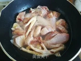 肚包鸡