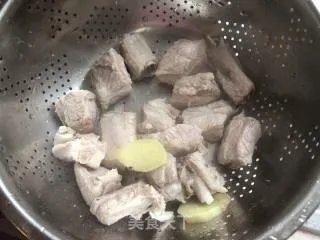 芋头炖排骨