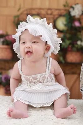 新生儿睡觉打嗝的原因 新生儿睡觉时打嗝应该怎么办