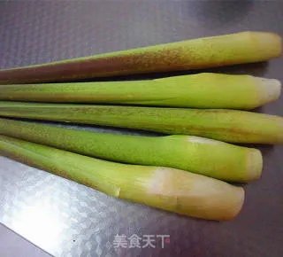 油焖茭白