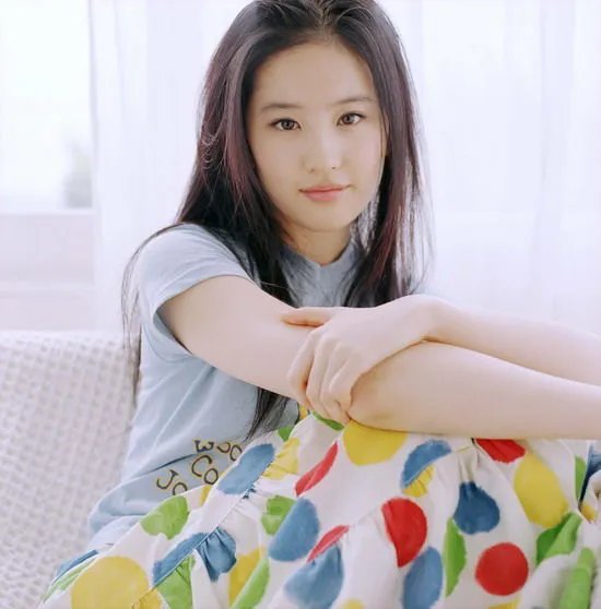 刘亦菲人体美女图片欣赏 妖娆美艳魅惑人心